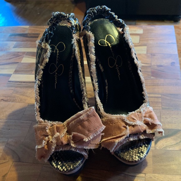 Jessica Simpson Shoes - Jessica Simpson wedges size 5
